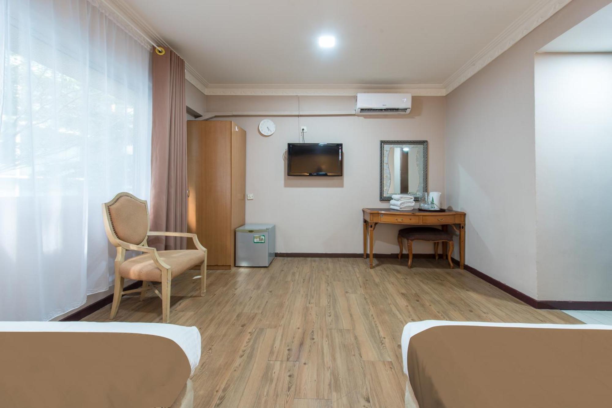 Grand Orchard Hotel Premier Куала Лумпур Екстериор снимка