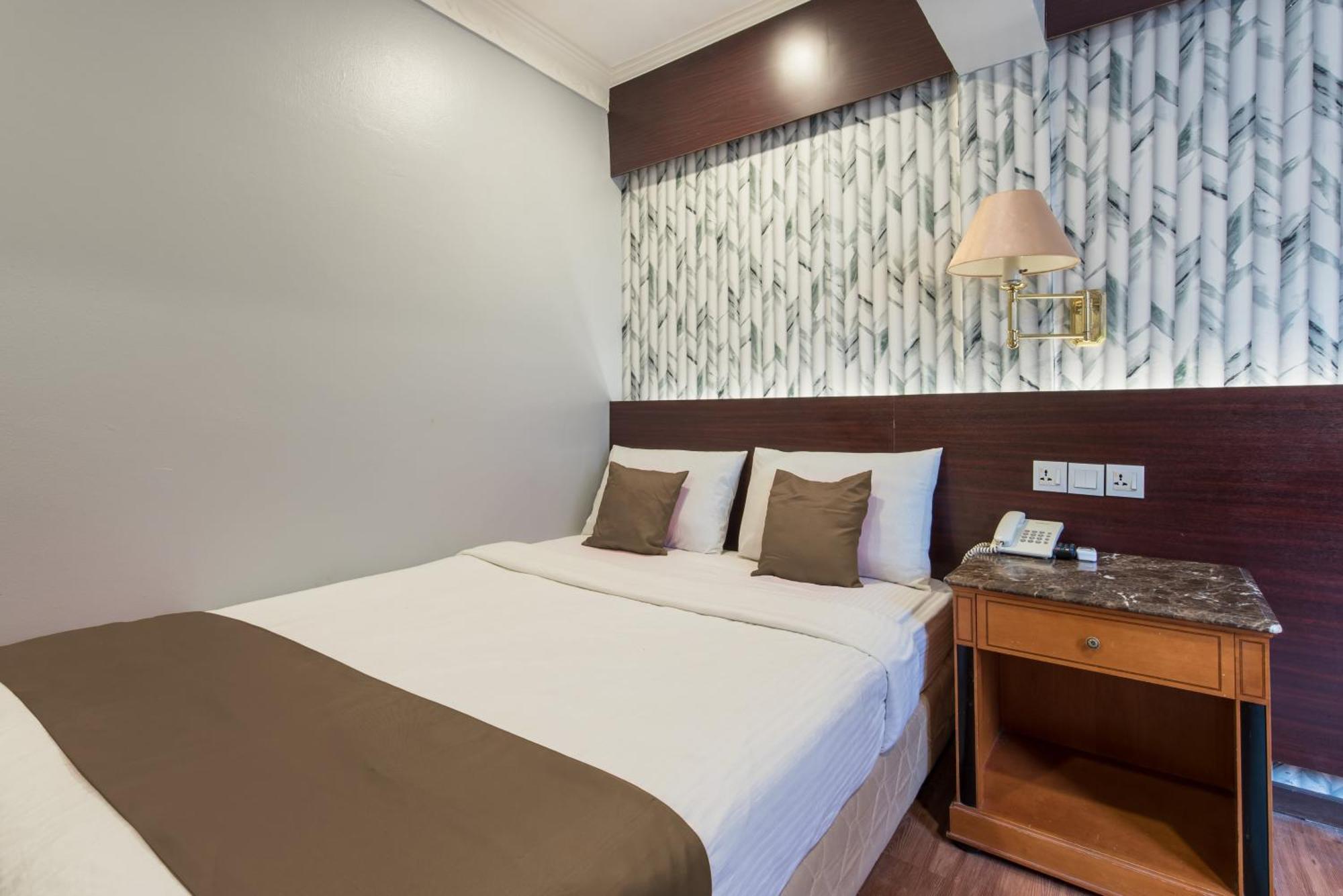 Grand Orchard Hotel Premier Куала Лумпур Екстериор снимка